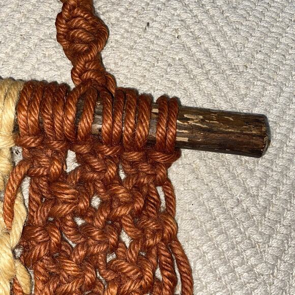 VTG 70s Retro Handmade Macrame Guest Towel Holder DOG Embellishment - Picture 4 of 11